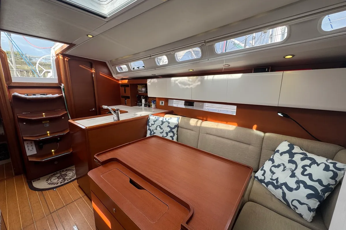 Salon of Placebo, a Grand Soleil 39 sailboat at La Rochelle, France