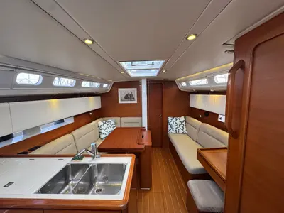 Salon of Placebo, a Grand Soleil 39 sailboat at La Rochelle, France