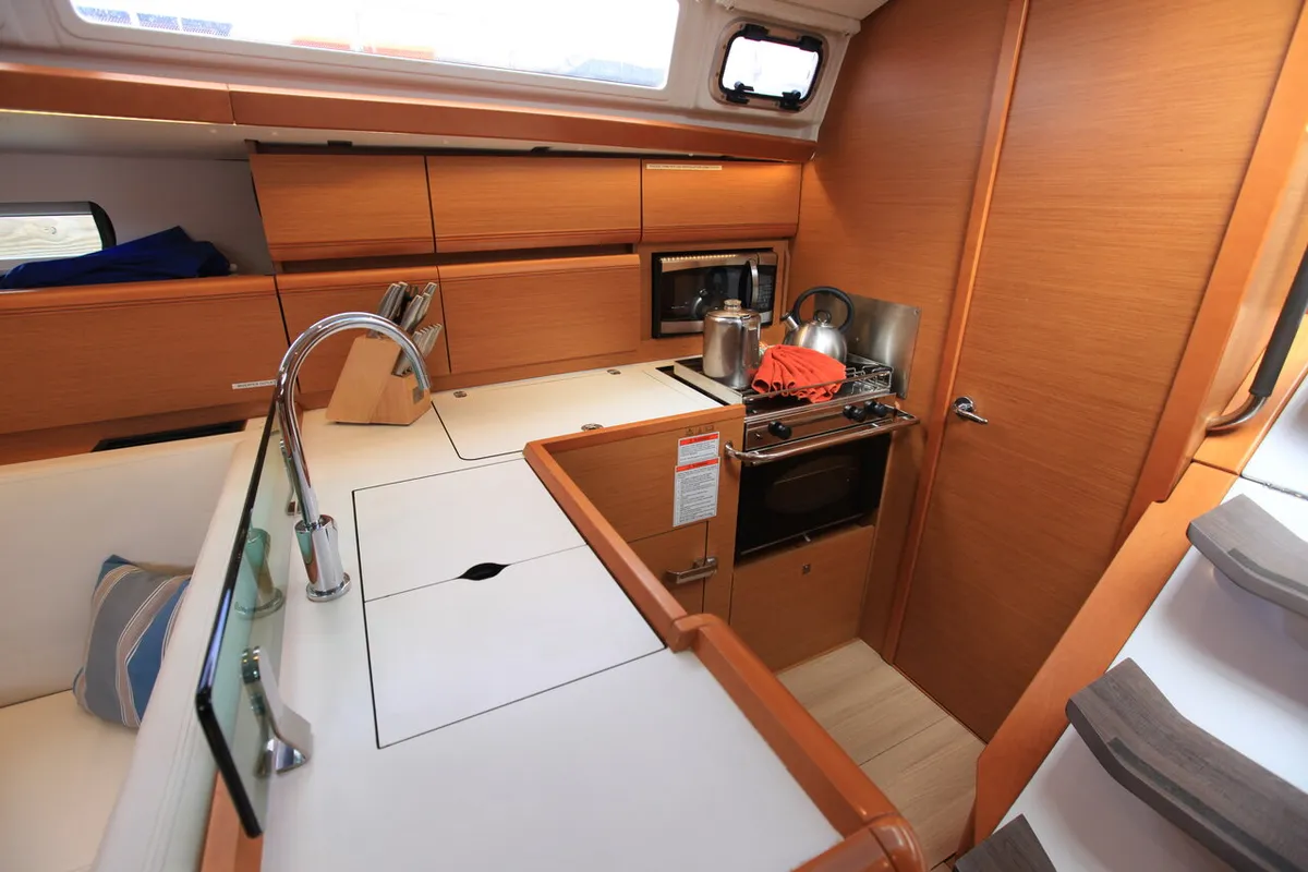 Galley of Jillsee, a Jeanneau Sun Odyssey 419 sailboat at Road Town, British Virgin Islands