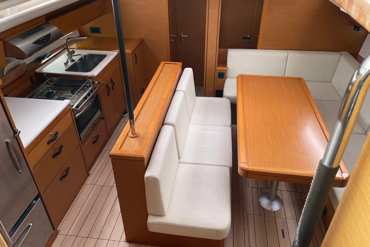 Salon of Jeanneau 54, a sailboat at Volos, Greece