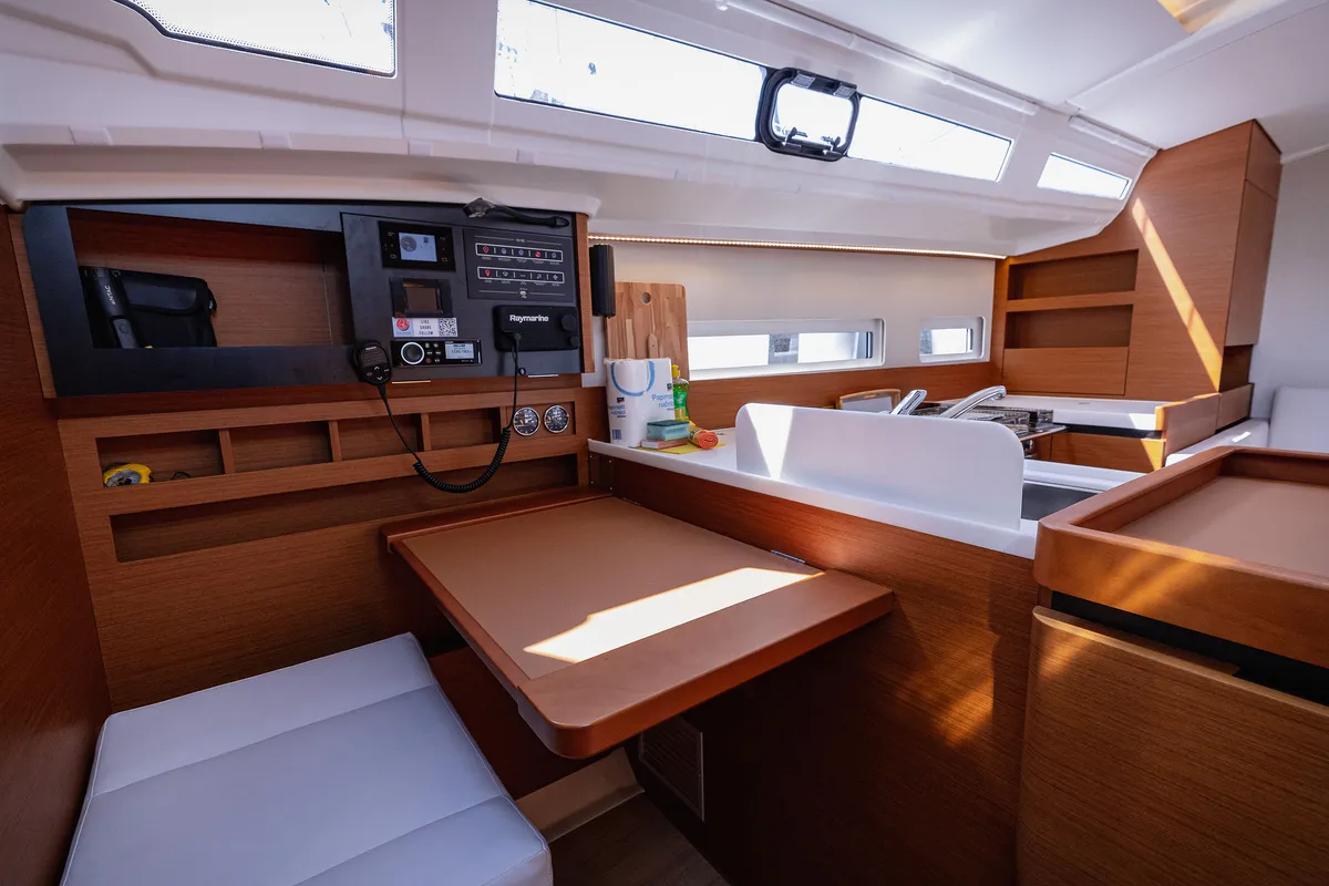 Salon of Purr, a Jeanneau Sun Odyssey 410 sailboat at Kaštela, Croatia