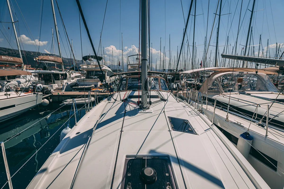 Deck of Purr, a Jeanneau Sun Odyssey 410 sailboat at Kaštela, Croatia