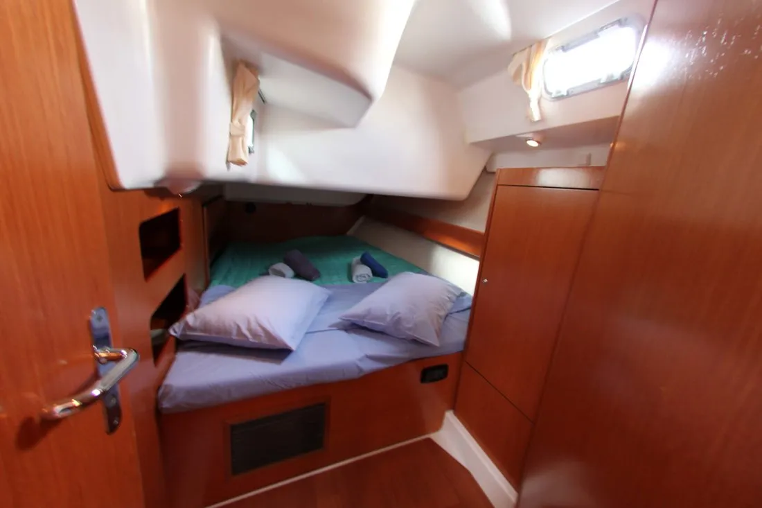 Cabin on Joker, a Beneteau Cyclades 50.5 sailboat at Athens, Greece