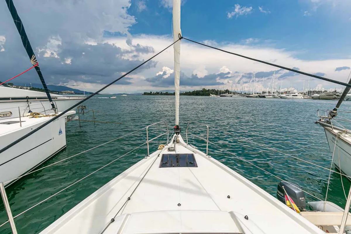 Deck of Mystic Blue, a Jeanneau Sun Odyssey 440 sailboat at Kontokali, Greece