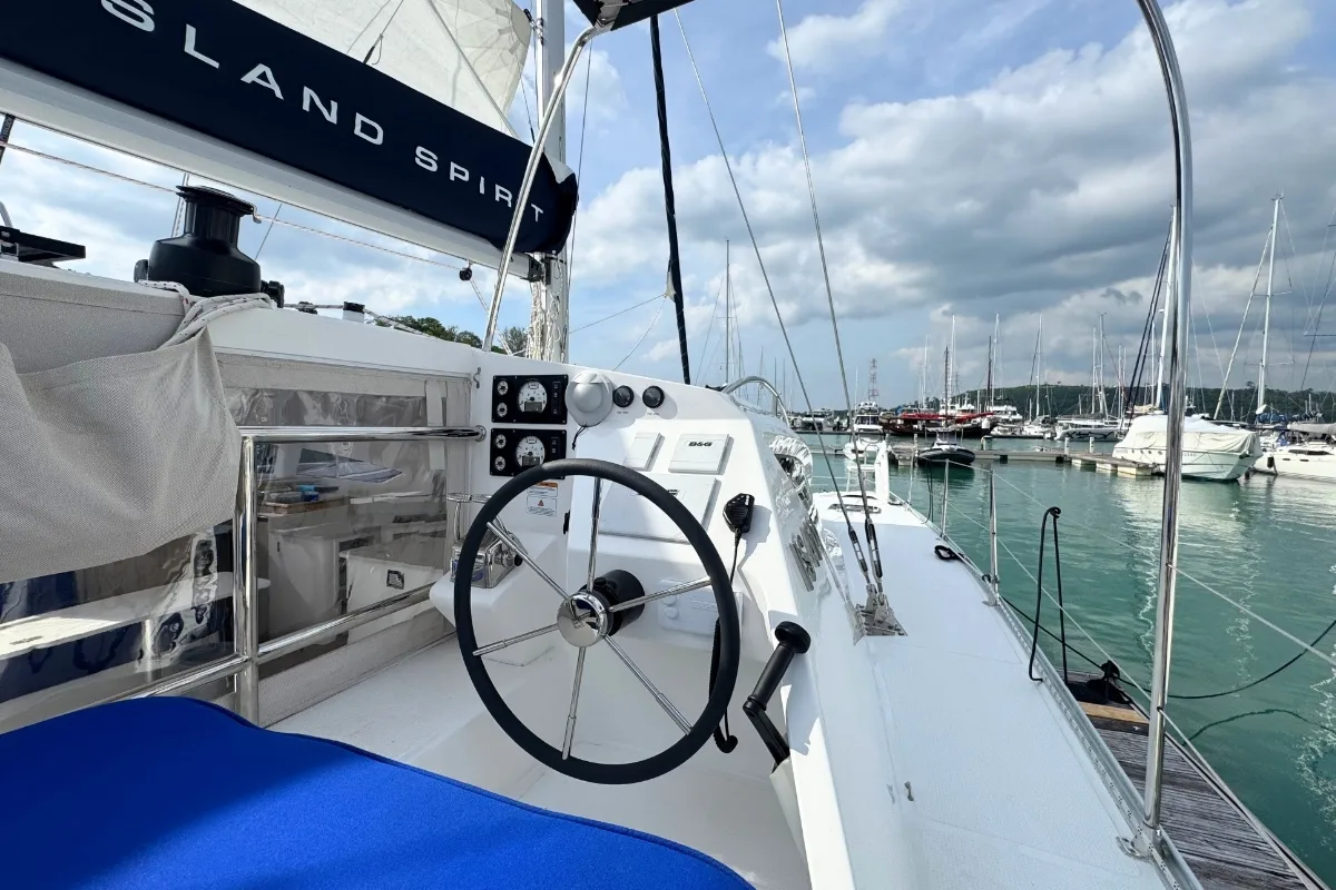 Cockpit of Isle Phantom, a Island Spirit 410 catamaran at Baan Salak Phet, Thailand