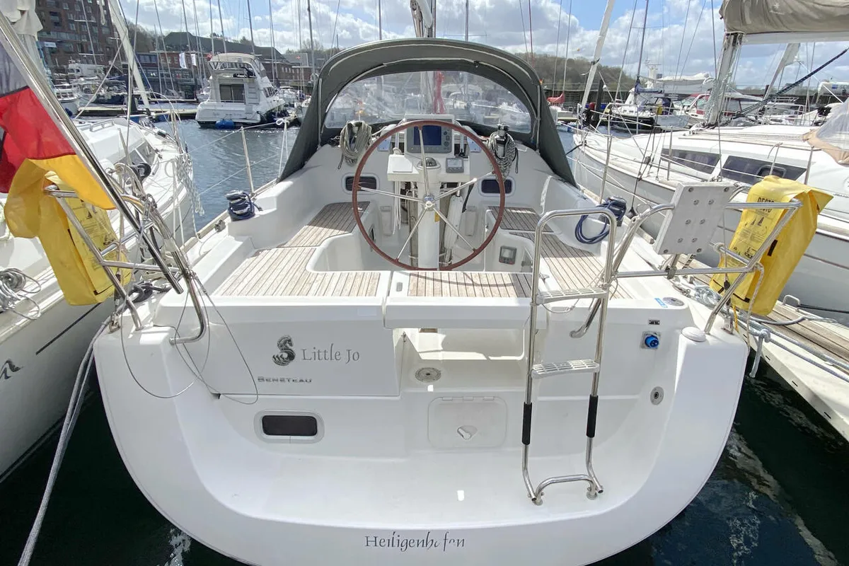 Deck of Little Jo, a Beneteau Oceanis 31 sailboat at Flensburg, Germany