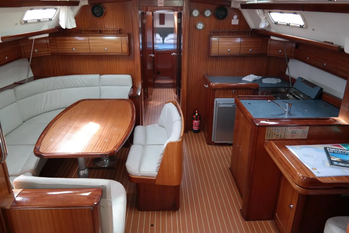 Salon of Monelli, a Bavaria 49 sailboat at Kontokali, Greece