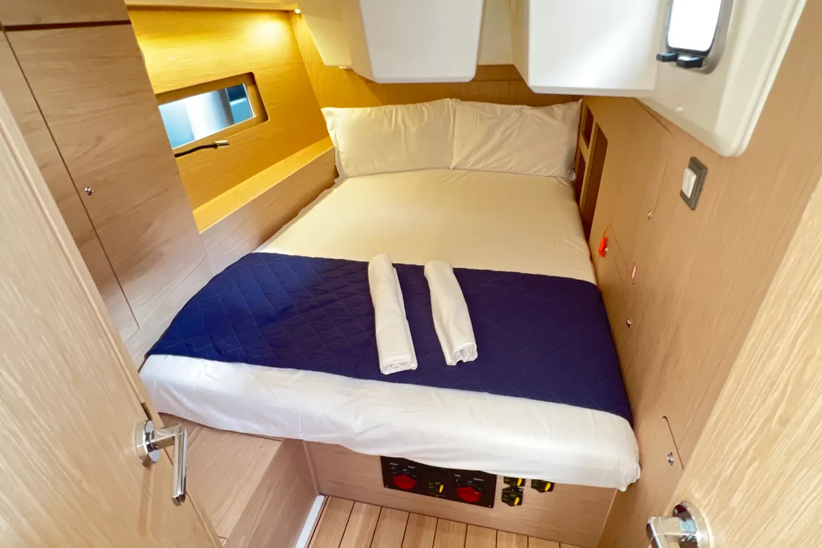 Cabin on Ferro Azzurro, a Beneteau Oceanis 46.1 sailboat at Olbia, Italy
