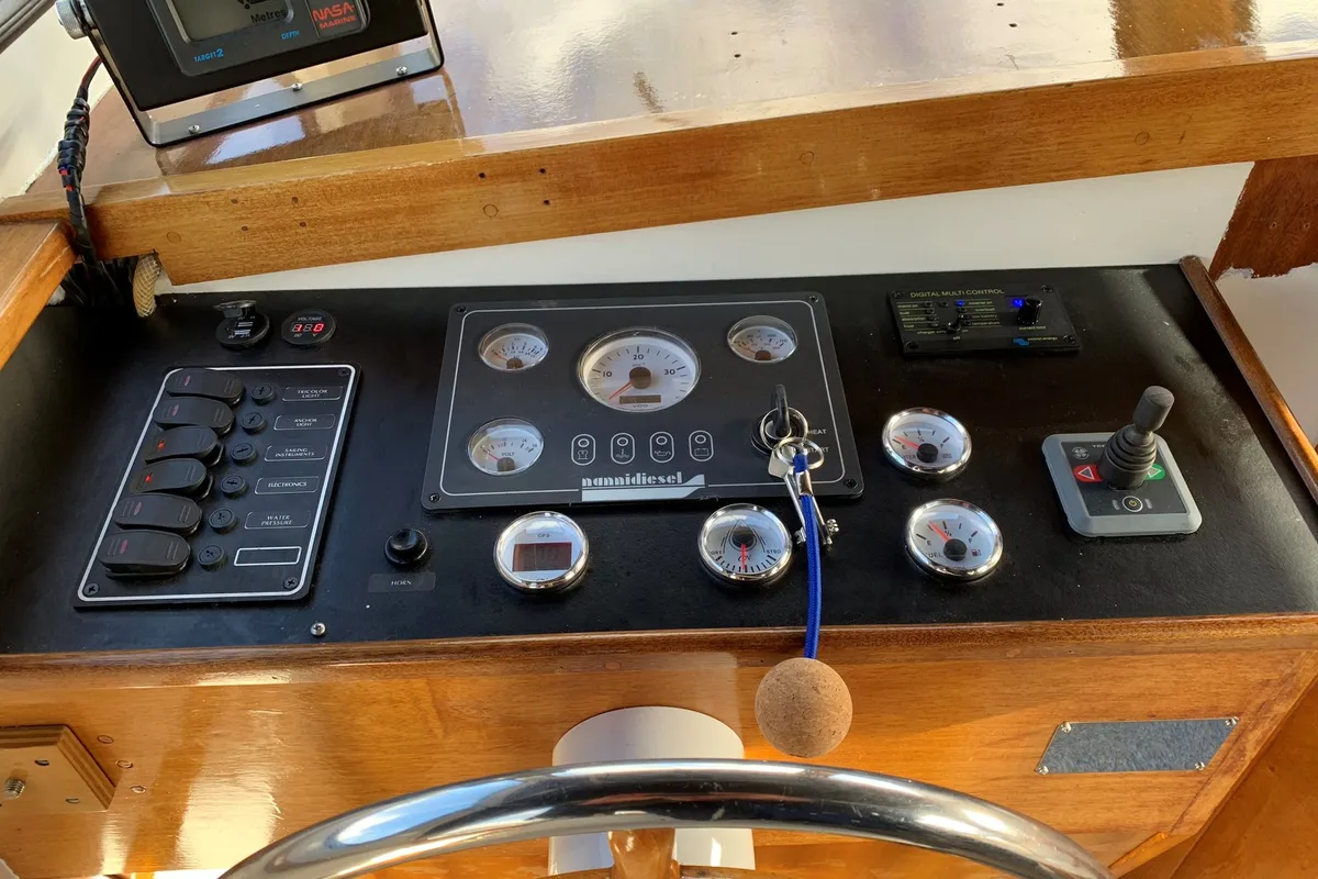 Cockpit of Myrthe, a Gulet Boarnkruiser 920 motorboat at Heukelum, Netherlands