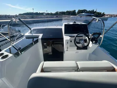 Cockpit of Flyer 9, a Beneteau Flyer 9 SUNdeck motorboat at Grad Pula, Croatia