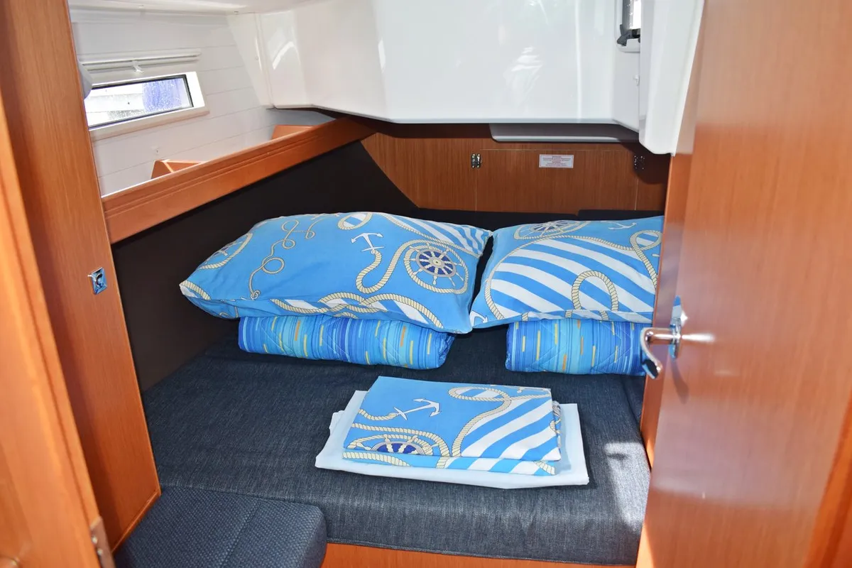 Cabin on Zaklopatica, a Bavaria Cruiser 37 sailboat at Grad Kaštela, Croatia