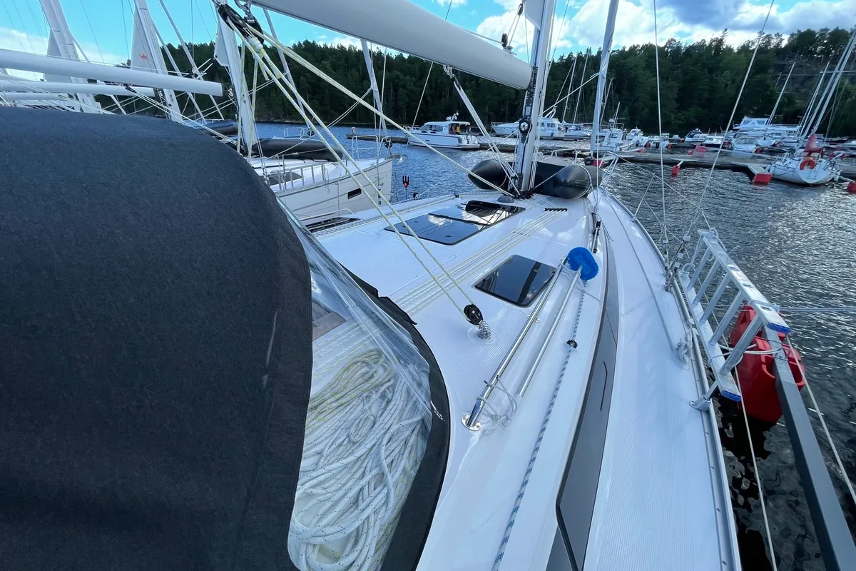 Deck of Sixteen, a Bavaria 37 Cruiser sailboat at Fisksätra, Sweden