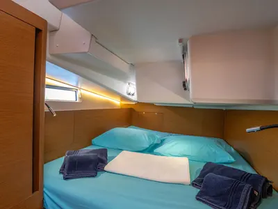 Cabin on Elenor, a Jeanneau Sun Odyssey 490 sailboat at Fethiye, Turkey
