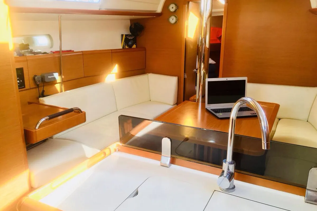 Salon of ARGO, a Jeanneau Sun Odyssey 379 sailboat at Athens, Greece
