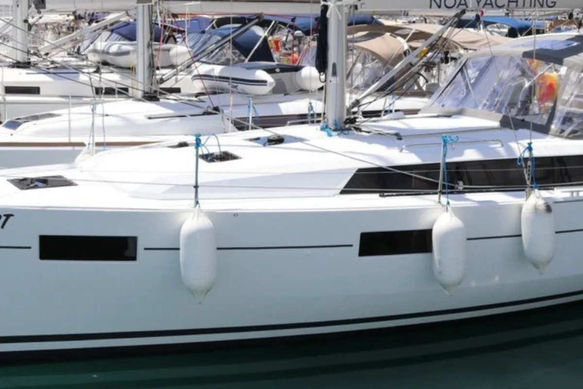 Exterior view of Mala Nevina, a Beneteau Oceanis 41.1 sailboat at Preveza, Greece