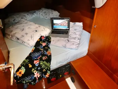 Cabin on Mala Nevina, a Beneteau Oceanis 41.1 sailboat at Preveza, Greece