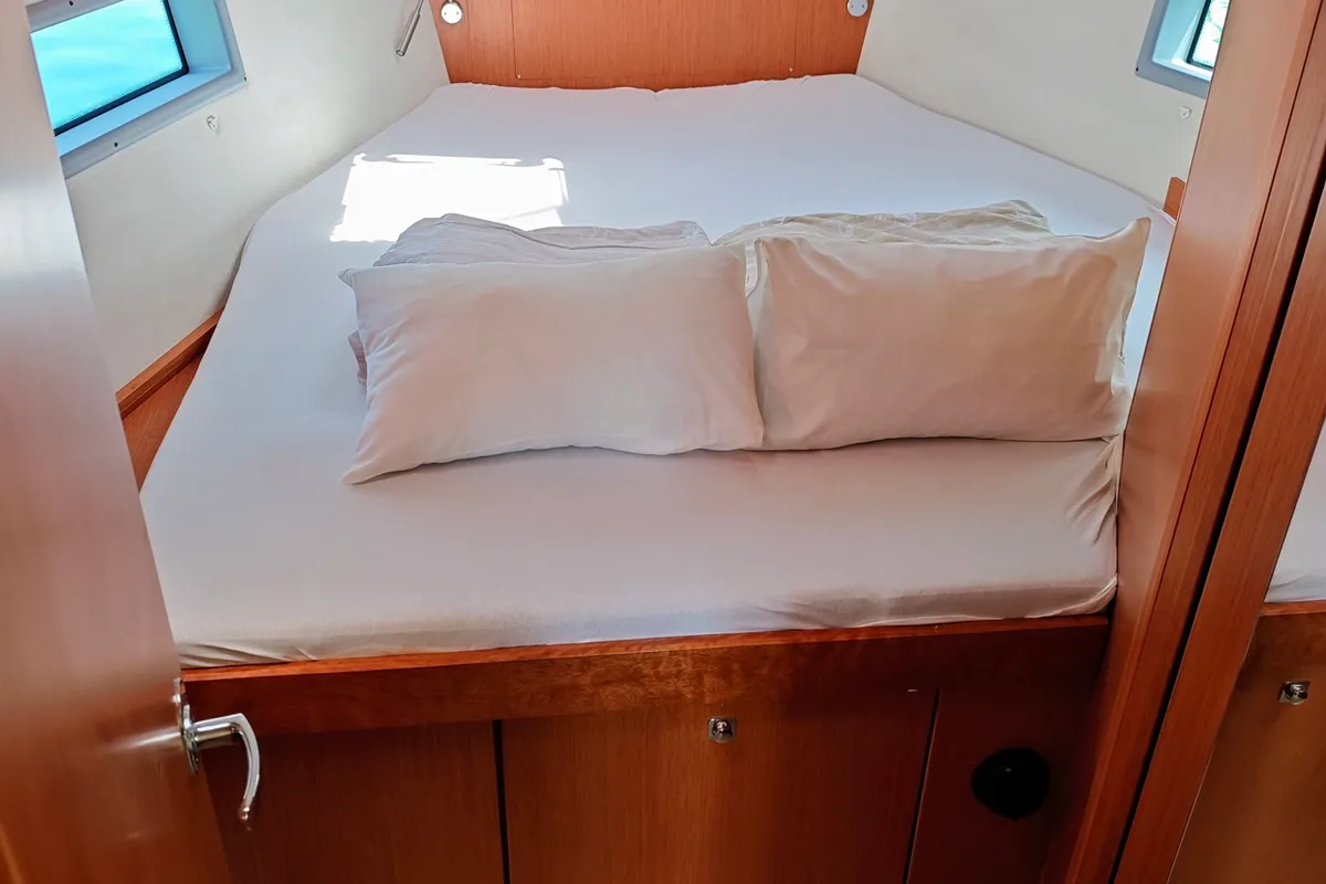 Cabin on Zen, a Bavaria C42 sailboat at Sukošan, Croatia
