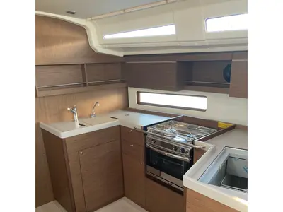 Galley of Dimitra, a Beneteau Oceanis 40.1 sailboat at Athens, Greece