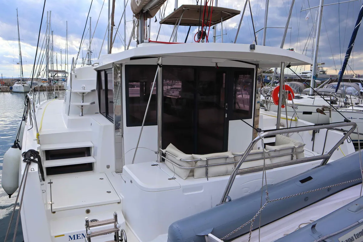 MEMORIES, a Bali 4.1 catamaran at Parikia, Greece