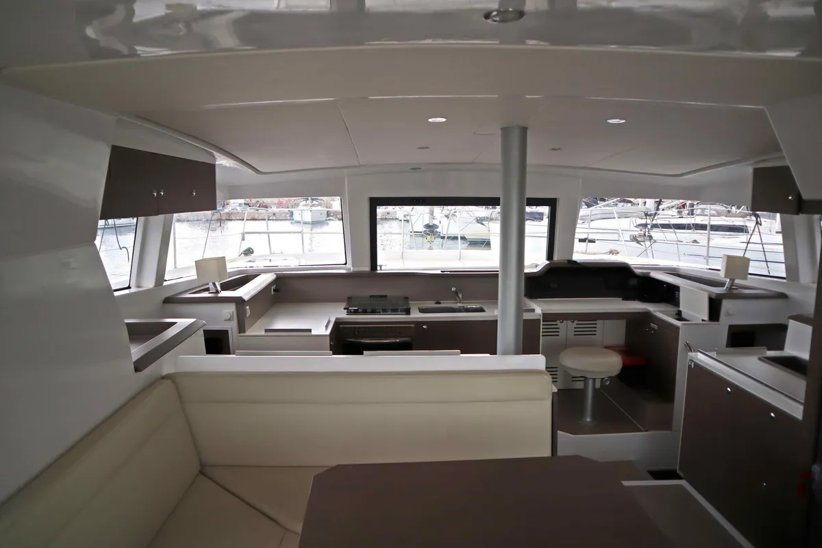 MEMORIES, a Bali 4.1 catamaran at Parikia, Greece
