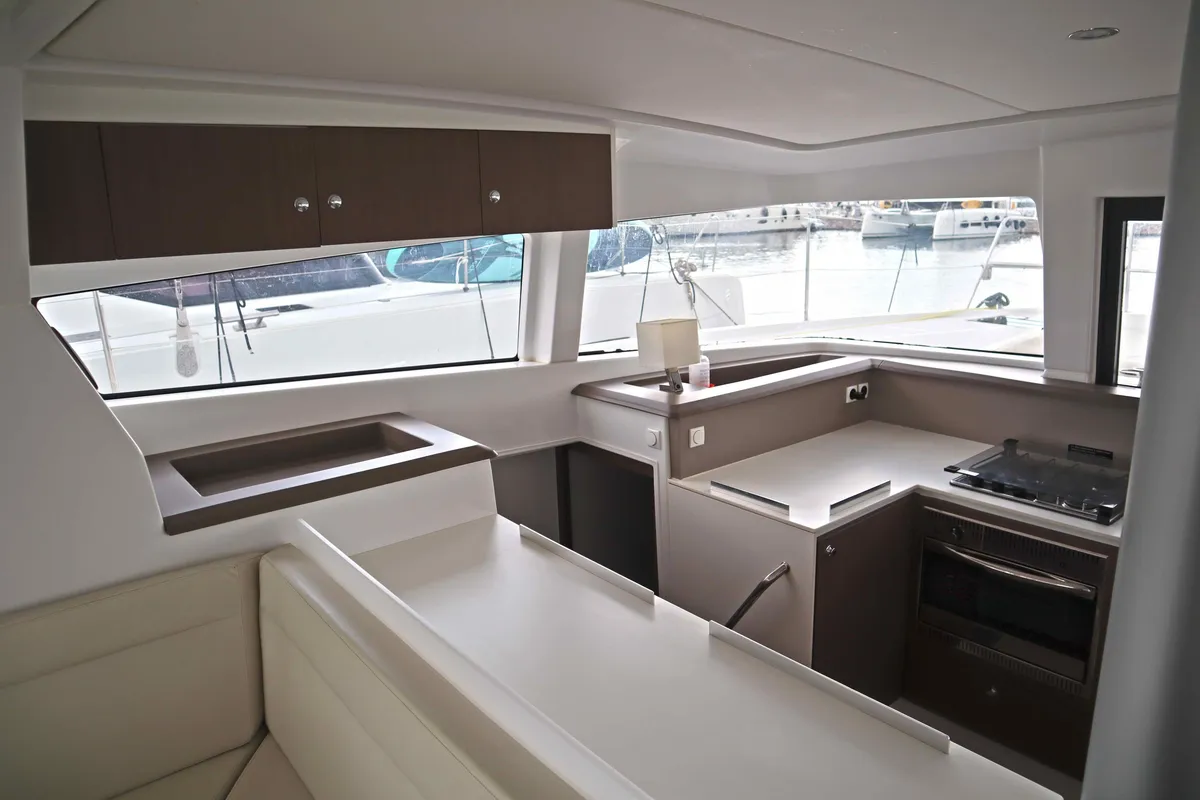 MEMORIES, a Bali 4.1 catamaran at Parikia, Greece