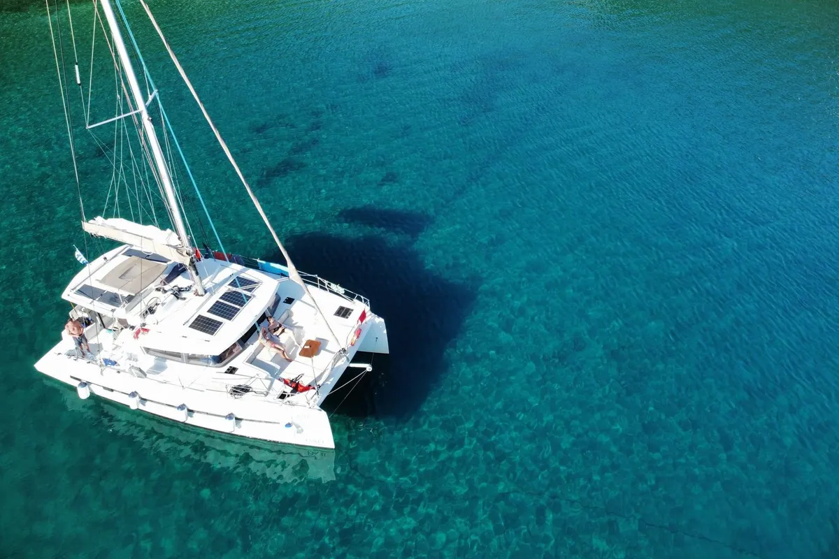 Exterior view of Iris, a Bali 4.1 catamaran at Volos, Greece