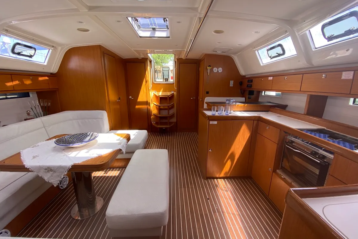 Salon of Rutilicus, a Bavaria Cruiser 51 sailboat at Rosignano Solvay, Italy
