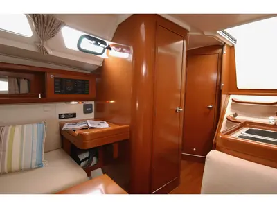 Salon of Fun Five, a Beneteau Oceanis 34 sailboat at Nieuwpoort, Belgium