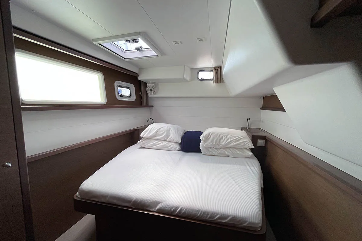 Cabin on Gatto di Mare , a Lagoon 450 F catamaran at Roche Caiman, Seychelles