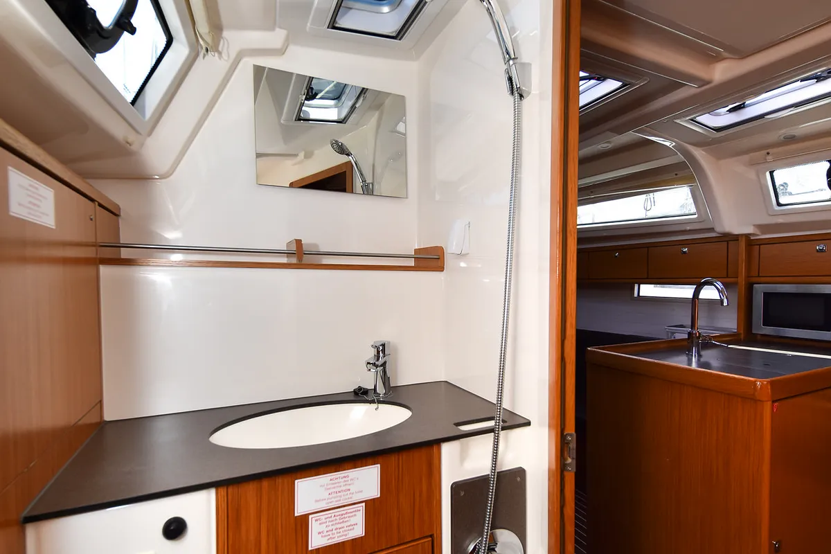 Head on Viviana, a Bavaria 37 sailboat at Zadar, Croatia