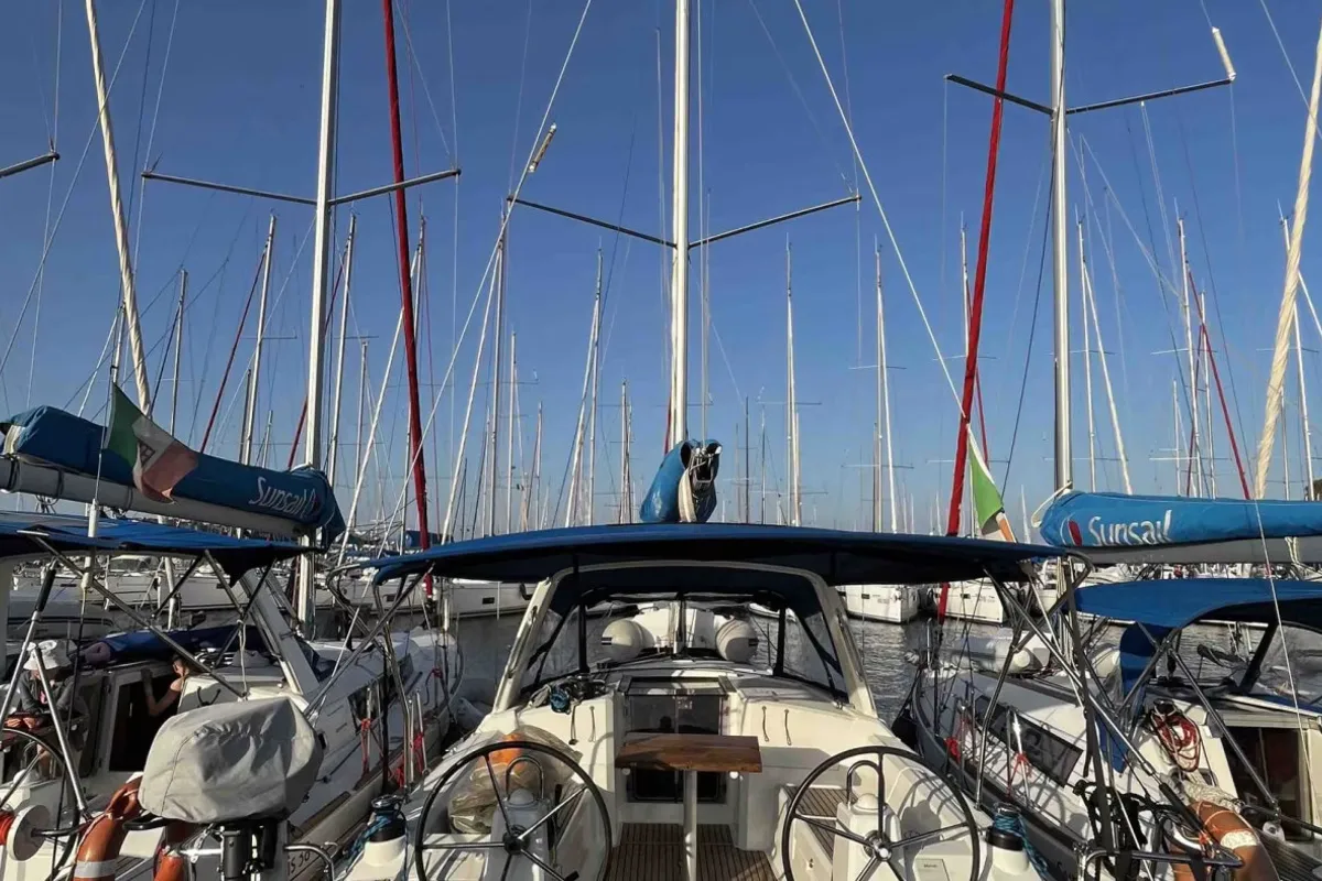 Cockpit of Oceanis 35 Classic, a Beneteau Oceanis 35 sailboat at Tonnarella, Italy