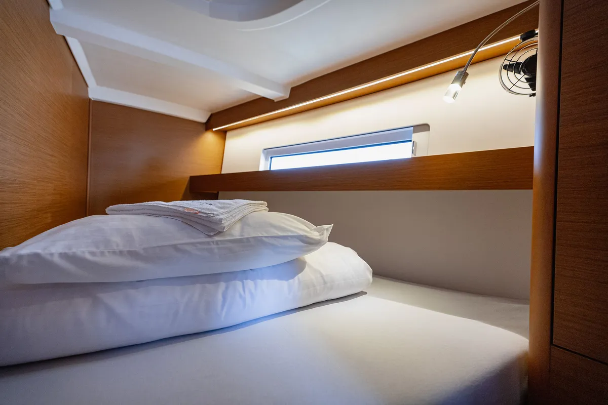 Cabin on Mikkamakka, a Jeanneau Sun Odyssey 440 sailboat at Kaštela, Croatia