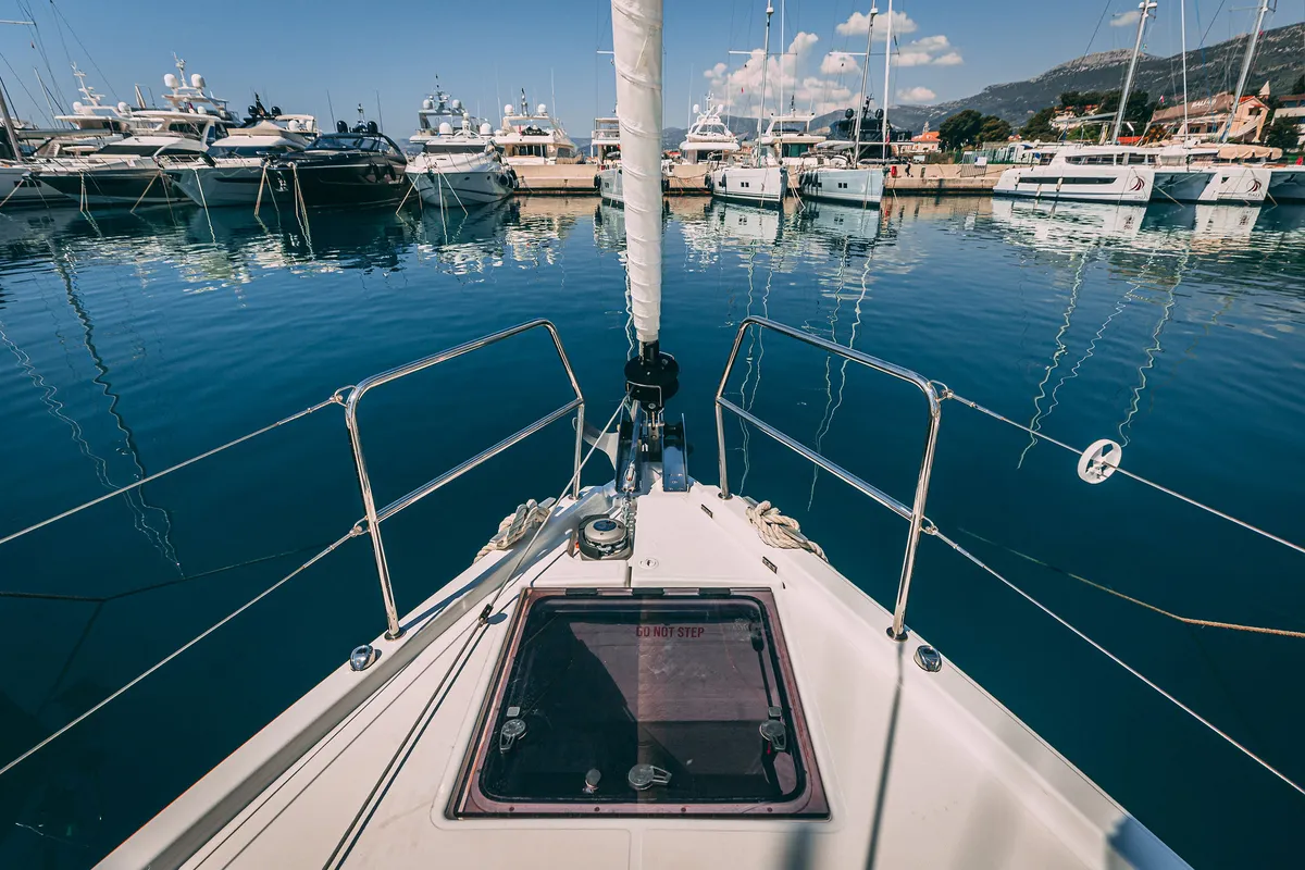 Deck of Mikkamakka, a Jeanneau Sun Odyssey 440 sailboat at Kaštela, Croatia