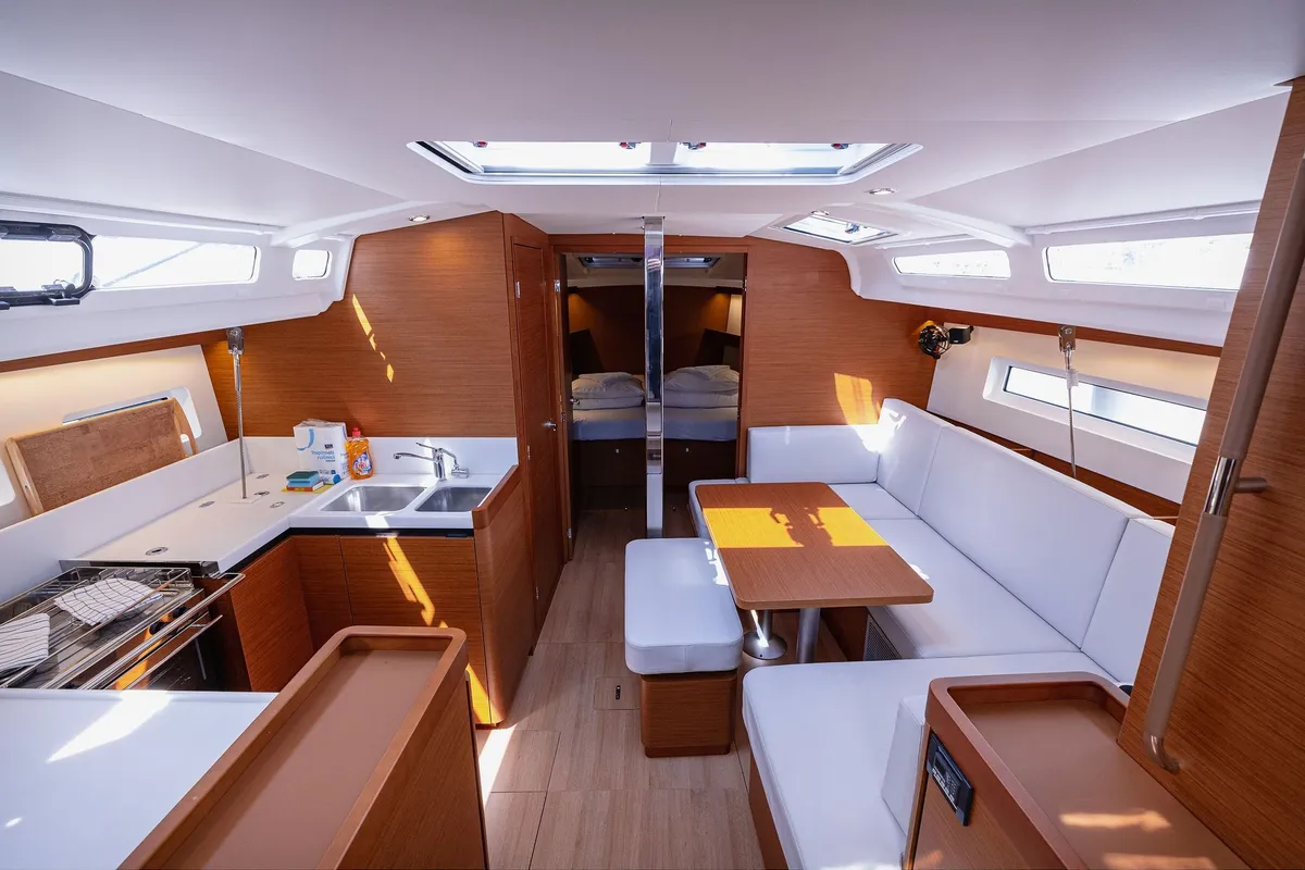 Salon of Mikkamakka, a Jeanneau Sun Odyssey 440 sailboat at Kaštela, Croatia