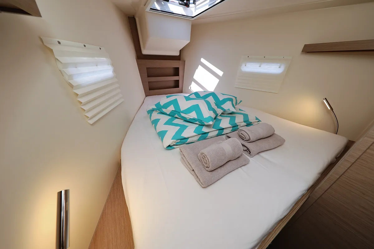 Cabin on Smiley, a Hanse 388 sailboat at Grad Šibenik, Croatia