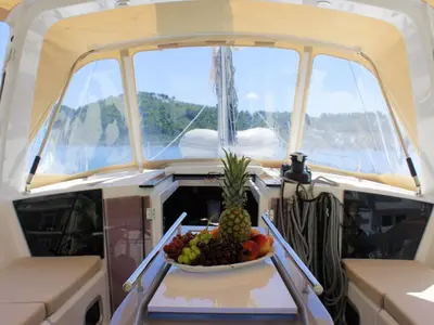 Deck of Diamanti I, a Beneteau Oceanis 41.1 sailboat at Skiathos, Greece