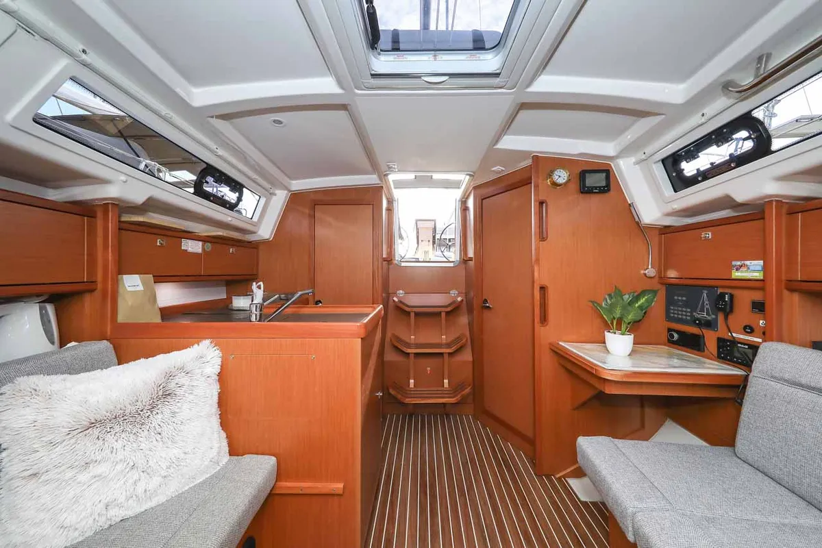 Salon of Funky 4ever, a Bavaria Cruiser 34 sailboat at Grad Biograd na Moru, Croatia