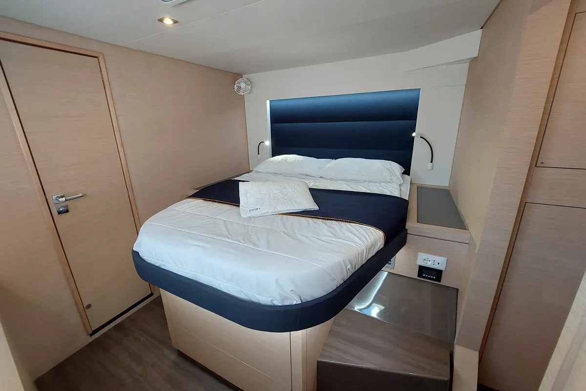 Cabin on Ancora Reha, a Fountaine Pajot Saona 47 catamaran at Rosignano Solvay, Italy