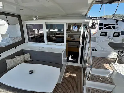 Salon of Happiness, a Lagoon 421 catamaran at Općina Rogoznica, Croatia