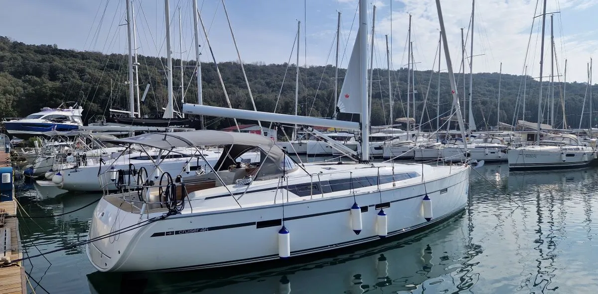 Exterior view of My life, a Bavaria Cruiser 46 - 4 cab.* sailboat at Pula, Croatia