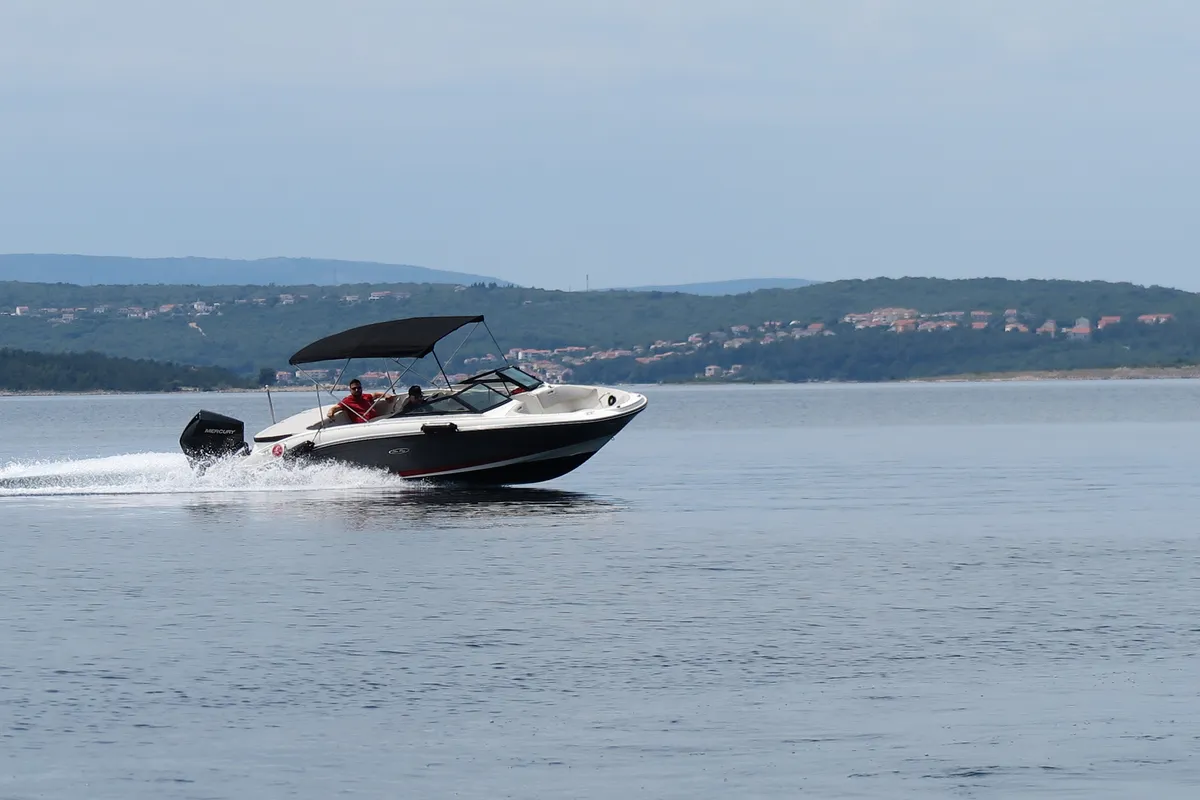 Sea Ray SPX 210, a Sea Ray SPX 210 motorboat at Crikvenica, Croatia