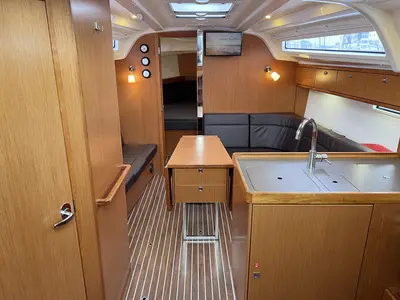 Salon of Finny Ocean, a Bavaria Cruiser 37 sailboat at Heiligenhafen, Germany