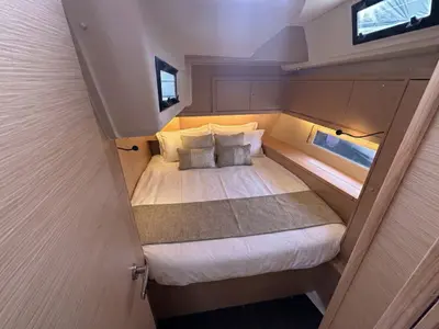 Cabin on Réhoboam, a Dufour 470 sailboat at Salerno, Italy