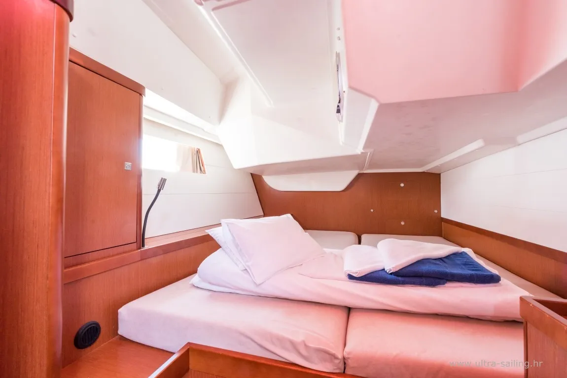 Cabin on Summer Dream, a Beneteau Oceanis 48 sailboat at Split, Croatia