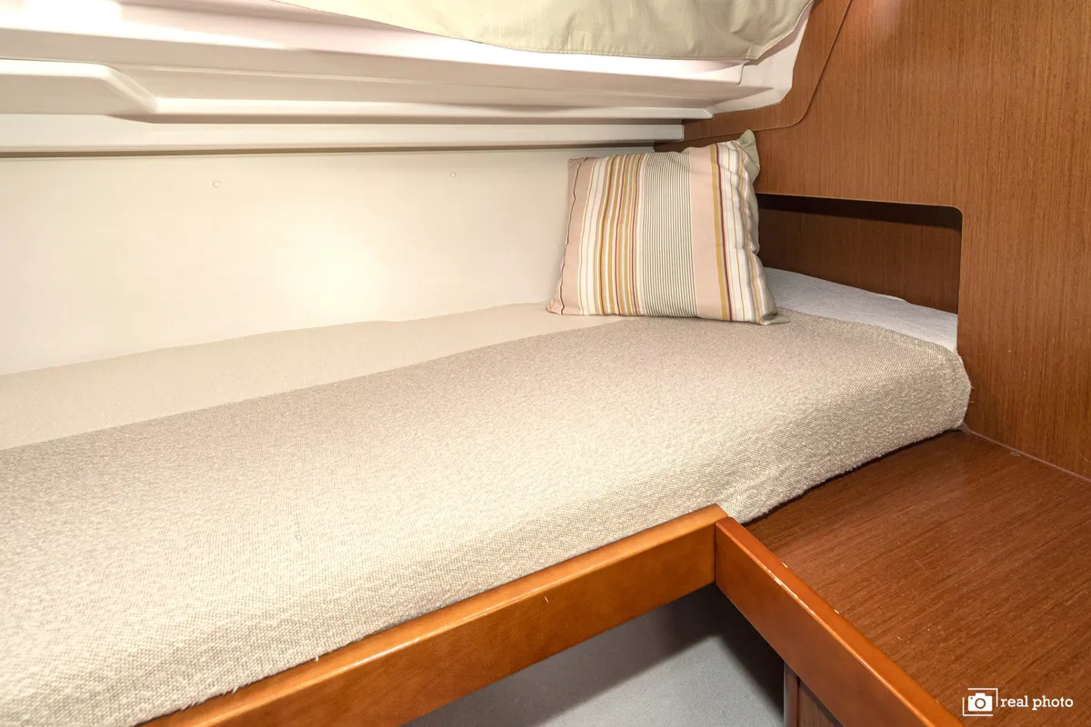 Cabin on Anthea, a Beneteau Oceanis 48 sailboat at Puntone di Scarlino, Italy