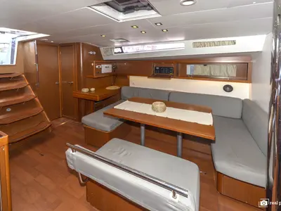 Salon of Anthea, a Beneteau Oceanis 48 sailboat at Puntone di Scarlino, Italy