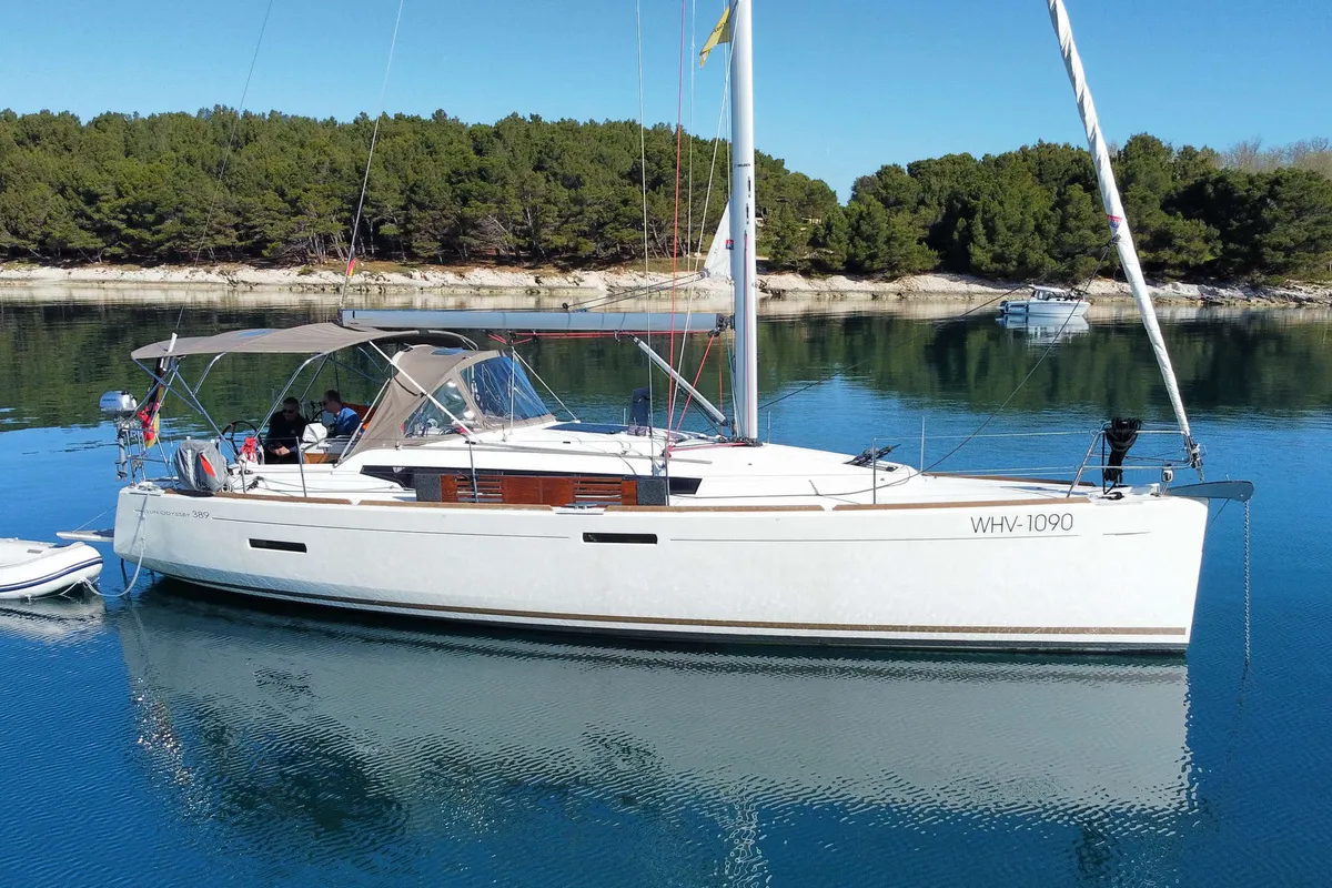 Exterior view of Tina, a Jeanneau Sun Odyssey 389 sailboat at Grad Pula, Croatia