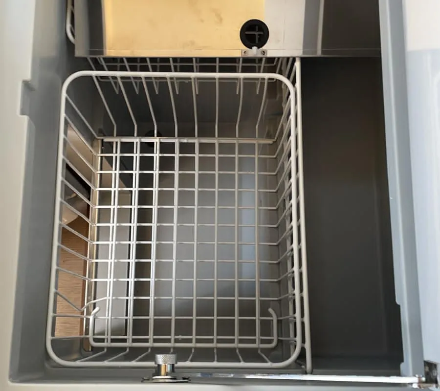Galley of RITA, a Beneteau Oceanis 41.1 sailboat at Sukošan, Croatia