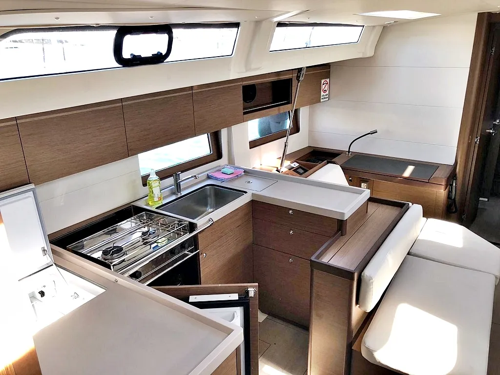 Galley of Pearl Dreams, a Beneteau Oceanis 51.1 sailboat at Općina Sukošan, Croatia