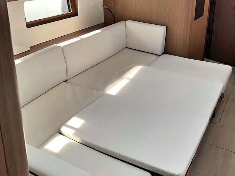 Salon of Pearl Dreams, a Beneteau Oceanis 51.1 sailboat at Općina Sukošan, Croatia